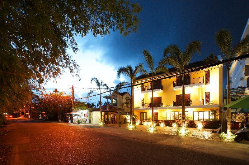 Hoa Co Villa - Garden & Poolview Хоян Екстер'єр фото